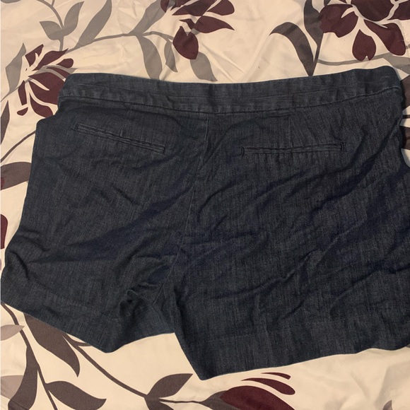 BANANA REPUBLIC shorts navy blue size 10 - Picture 2 of 2